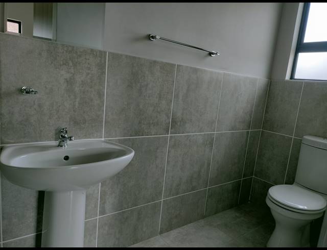4 BEDROOM FREEHOLD FOR SALE IN DIE HEUWEL